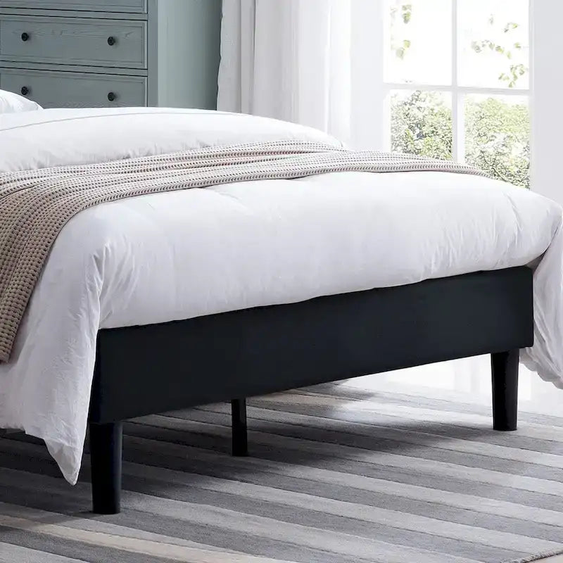Lit plateforme rembourré Queen size
